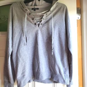 Ambiance size medium hooded top